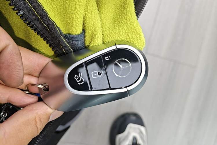Used Mercedes-Benz EQS 2022 450+ Luxury Edition Vehicle Key