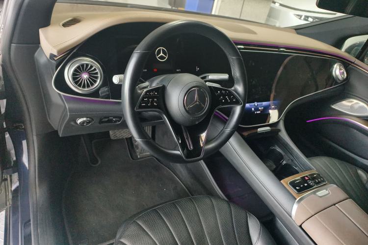 Used Mercedes-Benz EQS 2022 Updated Version 450+ Pioneer Edition Center Console