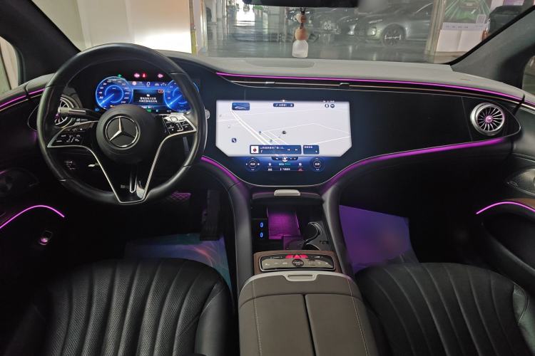 Used Mercedes-Benz EQS 2022 Updated Version 450+ Pioneer Edition Center Console