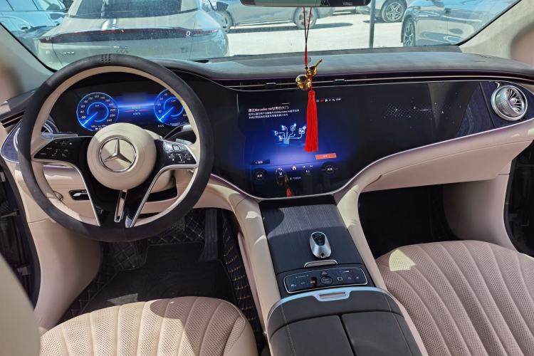 Used Mercedes-Benz EQS 2022 450+ Luxury Edition Center Console
