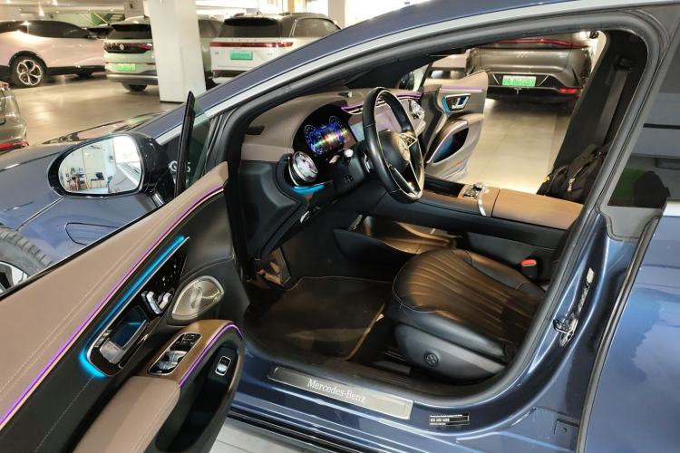 Used Mercedes-Benz EQS 2022 Updated Version 450+ Pioneer Edition Driver Seat