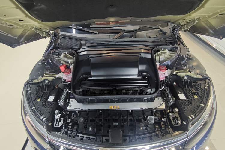 Used Mercedes-Benz EQS 2022 Updated Version 450+ Pioneer Edition Engine Bay
