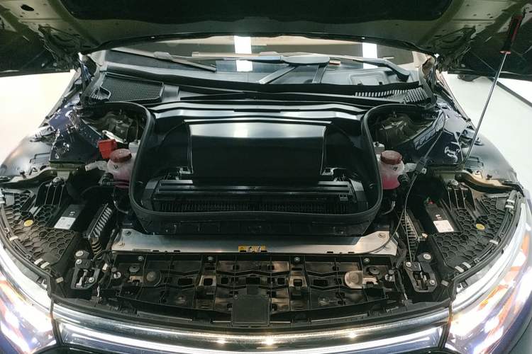 Used Mercedes-Benz EQS 2022 Updated Version 450+ Pioneer Edition Engine Bay