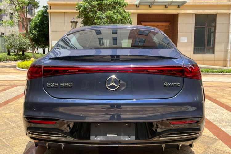 Used Mercedes-Benz EQS 2022 Updated 580 4MATIC Exterior 10