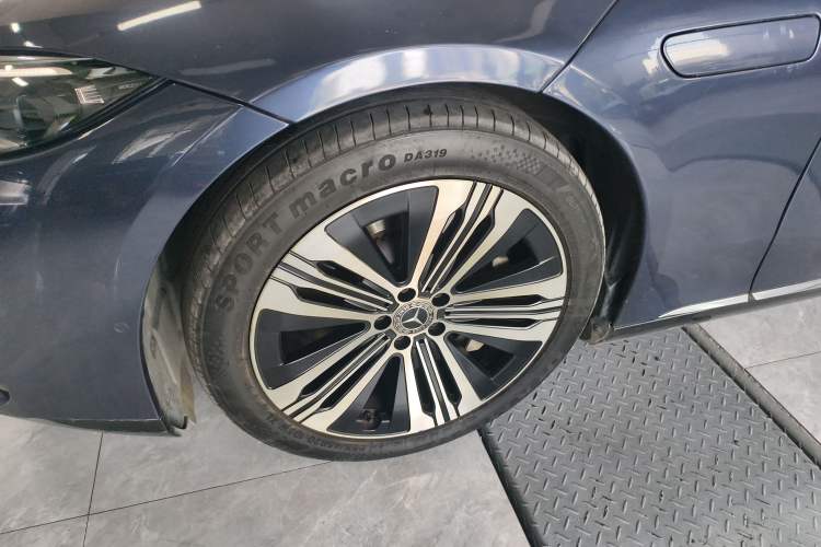 Used Mercedes-Benz EQS 2022 Updated Version 450+ Pioneer Edition Exterior 4