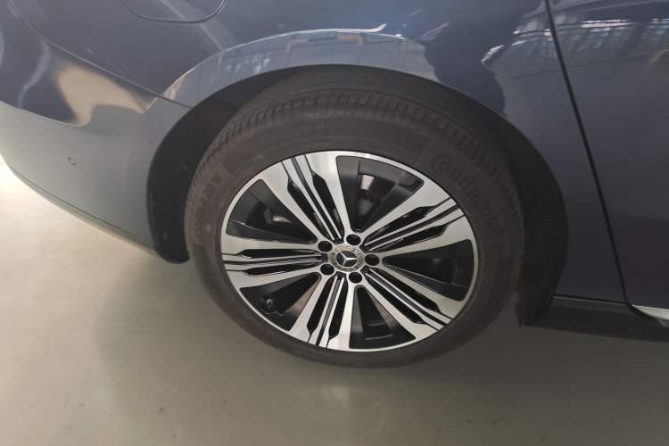 Used Mercedes-Benz EQS 2022 Updated Version 450+ Pioneer Edition Exterior 4