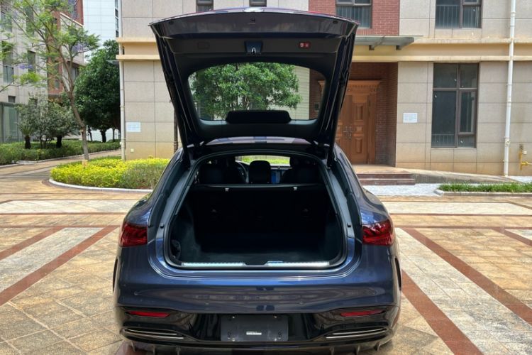 Used Mercedes-Benz EQS 2022 Updated 580 4MATIC Exterior 4