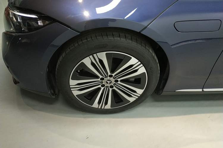 Used Mercedes-Benz EQS 2022 Updated Version 450+ Pioneer Edition Exterior 7