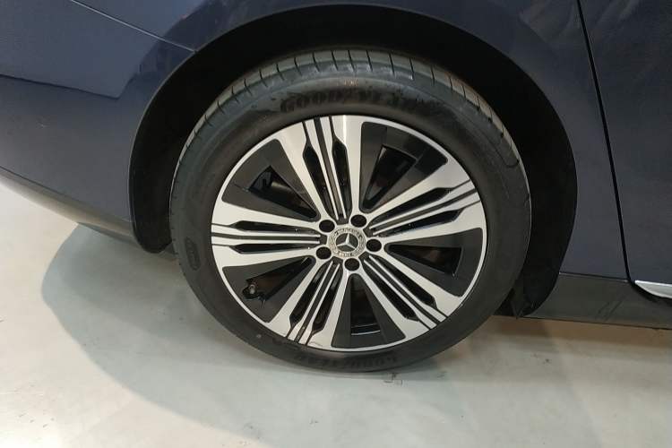 Used Mercedes-Benz EQS 2022 Updated Version 450+ Pioneer Edition Exterior 8