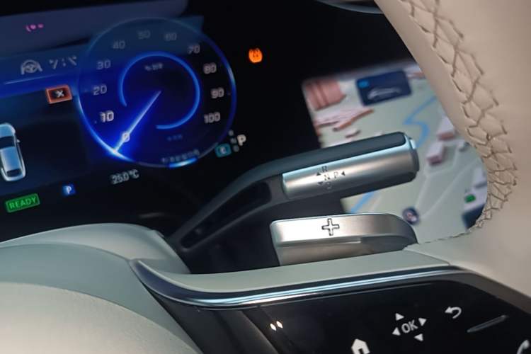 Used Mercedes-Benz EQS 2022 450+ Luxury Edition Gear Lever