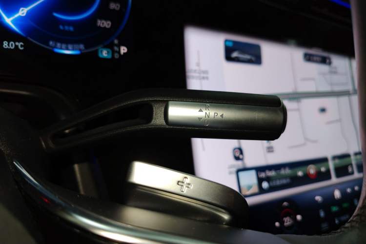 Used Mercedes-Benz EQS 2022 Updated Version 450+ Pioneer Edition Gear Lever