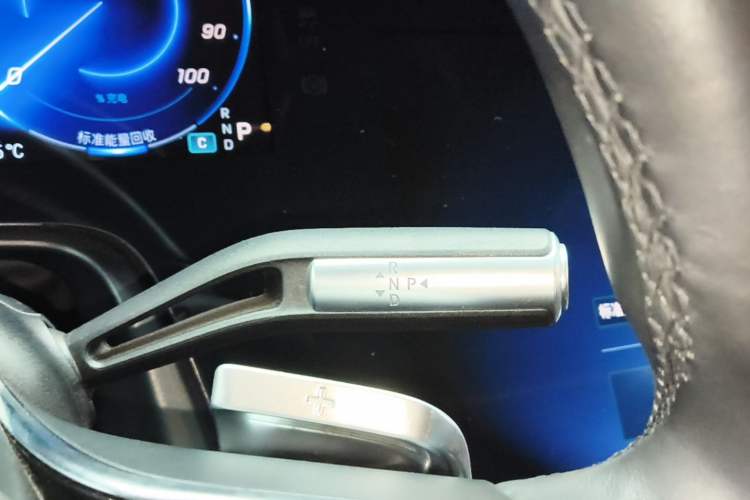 Used Mercedes-Benz EQS 2022 Updated Version 450+ Pioneer Edition Gear Lever
