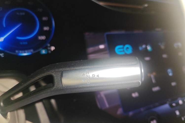 Used Mercedes-Benz EQS 2022 450+ Luxury Edition Gear Lever