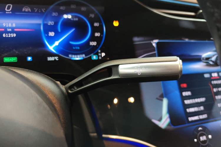 Used Mercedes-Benz EQS 2022 Updated Version 450+ Pioneer Edition Gear Lever