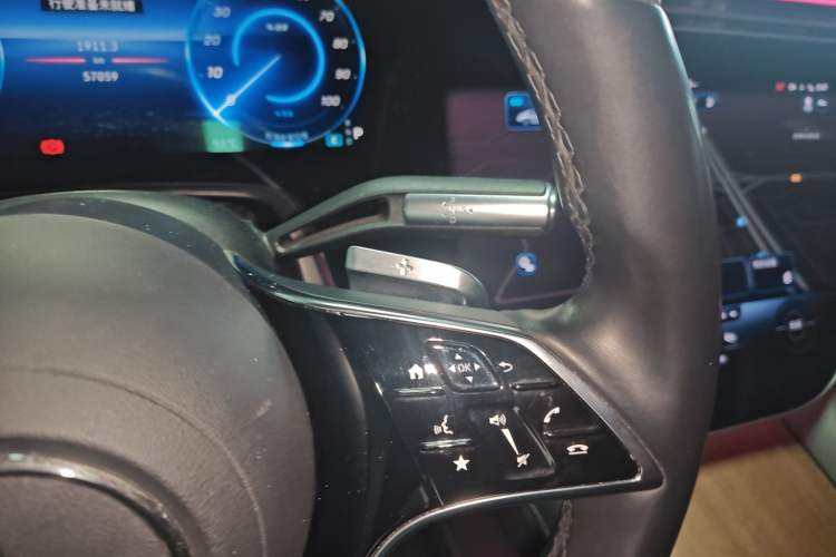 Used Mercedes-Benz EQS 2022 Updated Version 450+ Pioneer Edition Gear Lever