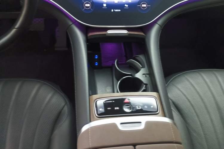 Used Mercedes-Benz EQS 2022 Updated Version 450+ Pioneer Edition Gear Lever