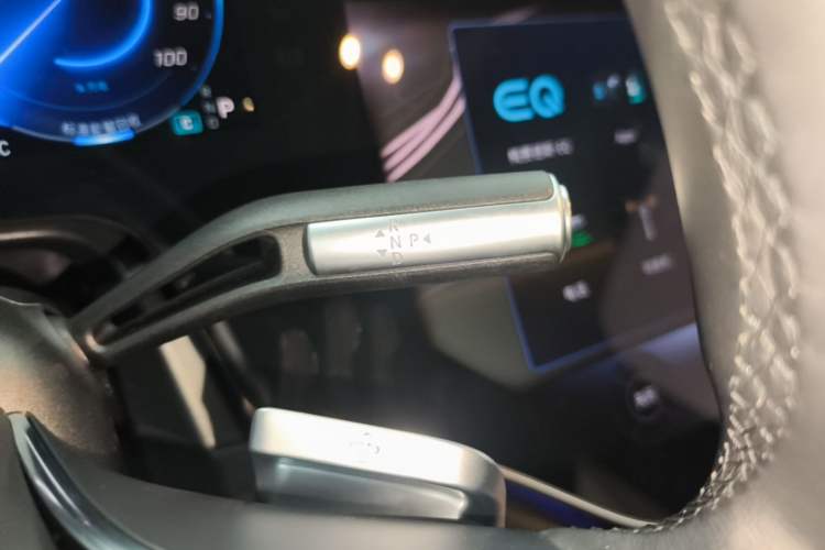 Used Mercedes-Benz EQS 2022 Updated 580 4MATIC Gear Lever