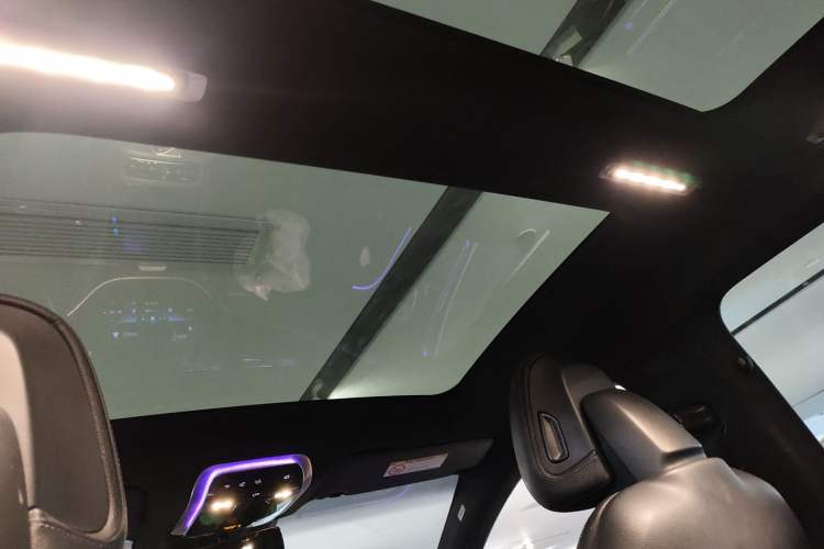 Used Mercedes-Benz EQS 2022 Updated Version 450+ Pioneer Edition Headliner