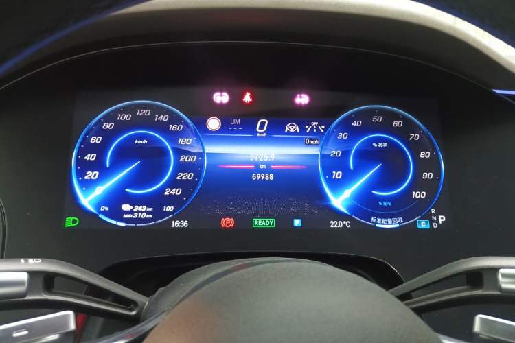 Used Mercedes-Benz EQS 2022 Updated Version 450+ Pioneer Edition Instrument Cluster