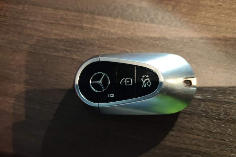 Used Mercedes-Benz EQS 2022 Updated Version 450+ Pioneer Edition Interior 1