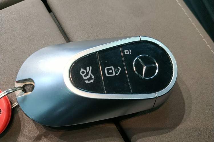 Used Mercedes-Benz EQS 2022 Updated Version 450+ Pioneer Edition Interior 1