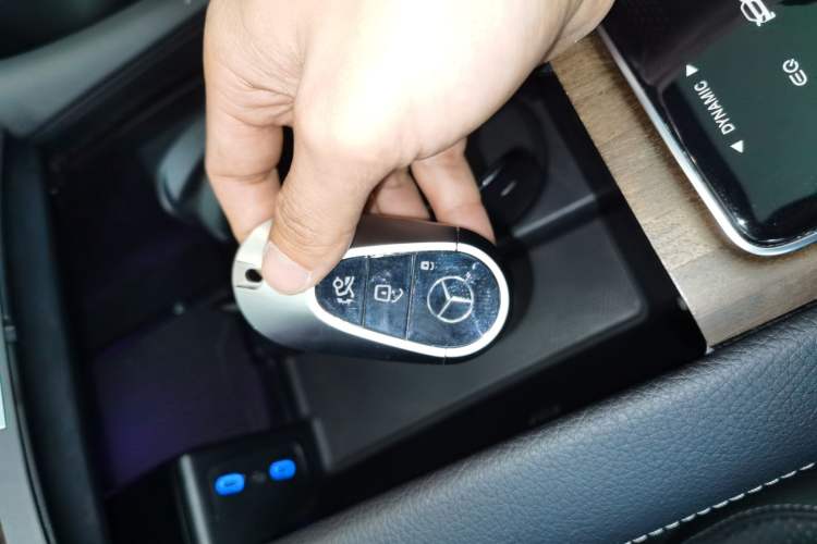 Used Mercedes-Benz EQS 2022 Updated Version 450+ Pioneer Edition Interior 1