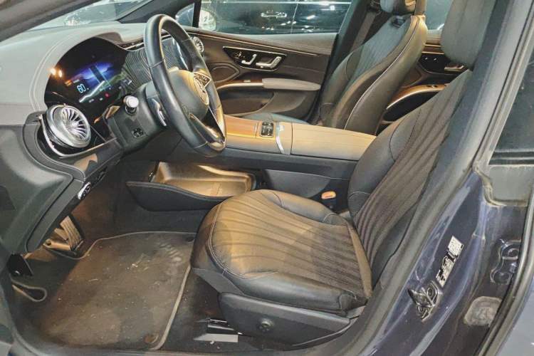 Used Mercedes-Benz EQS 2022 450+ Pioneer Edition Interior 2