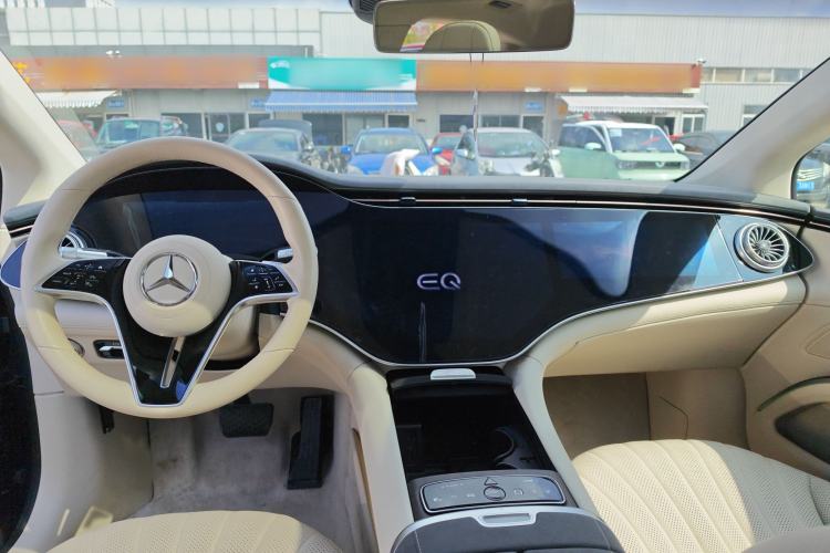 Used Mercedes-Benz EQS 2022 450+ Luxury Edition Interior 3