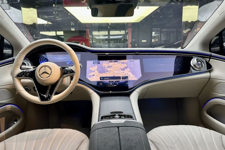 Used Mercedes-Benz EQS 2022 450+ Luxury Edition Interior 4