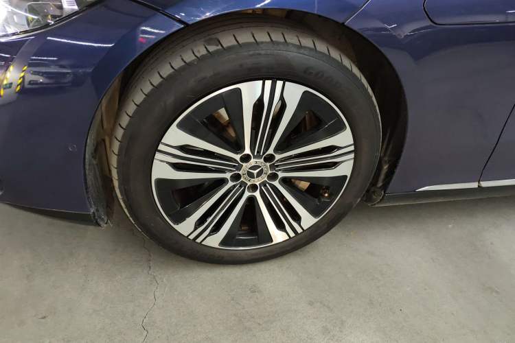 Used Mercedes-Benz EQS 2022 Updated Version 450+ Pioneer Edition Left Front Wheel Hub