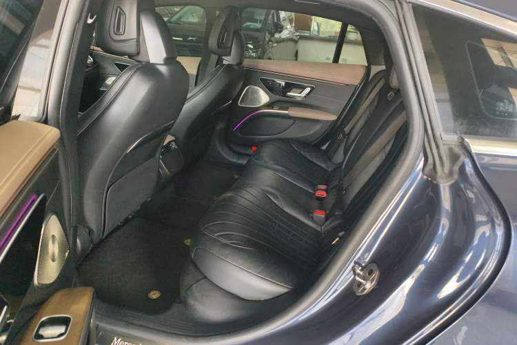 Used Mercedes-Benz EQS 2022 Updated Version 450+ Pioneer Edition Left Rear Seat