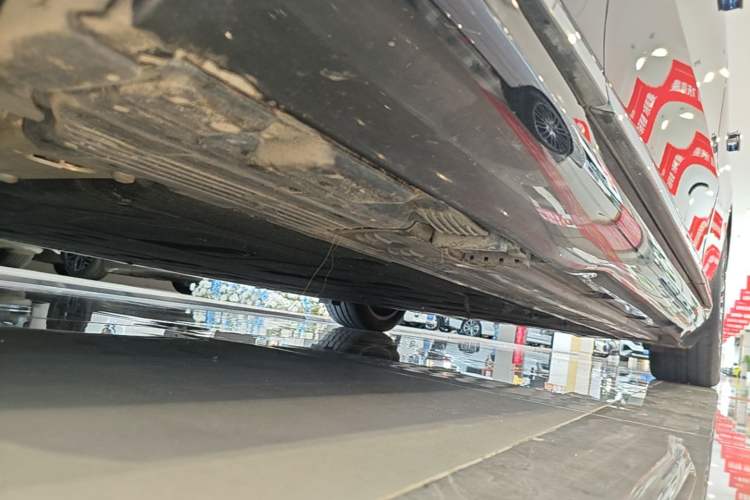 Used Mercedes-Benz EQS 2022 Updated Version 450+ Pioneer Edition Left Side Sill