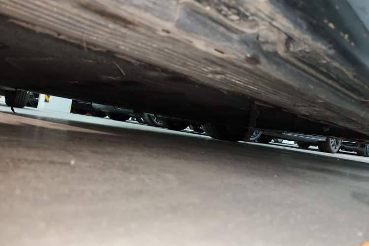 Used Mercedes-Benz EQS 2022 Updated Version 450+ Pioneer Edition Left Side Sill