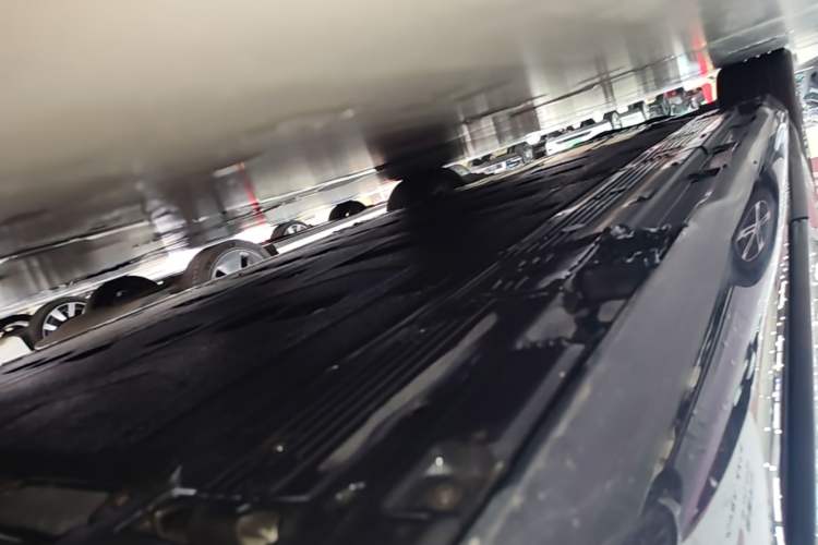 Used Mercedes-Benz EQS 2022 Updated Version 450+ Pioneer Edition Left Side Sill