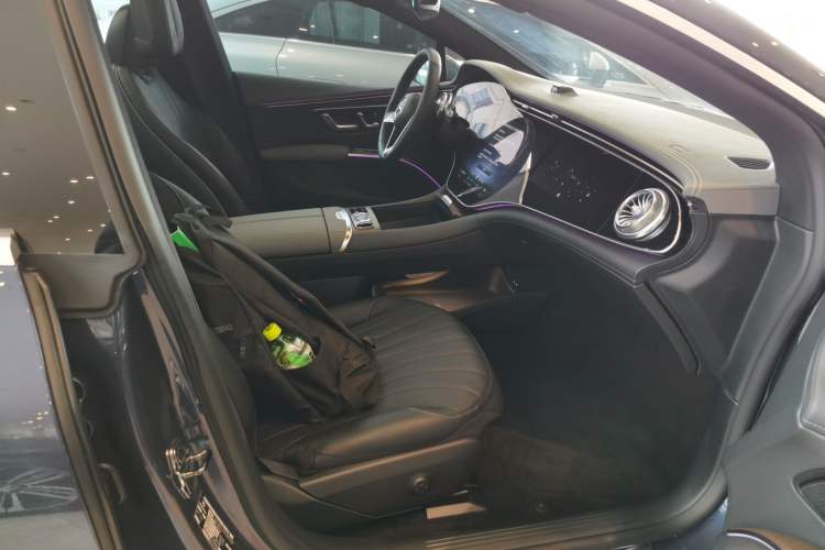 Used Mercedes-Benz EQS 2022 Updated Version 450+ Pioneer Edition Right Front Seat