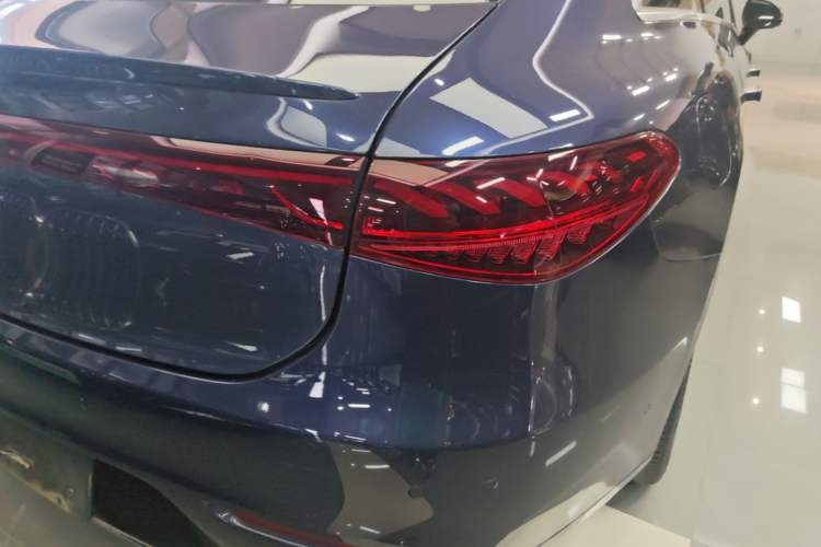 Used Mercedes-Benz EQS 2022 Updated Version 450+ Pioneer Edition Right Rear Taillight