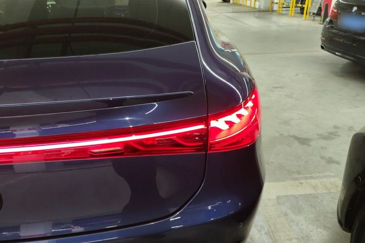 Used Mercedes-Benz EQS 2022 Updated Version 450+ Pioneer Edition Right Rear Taillight