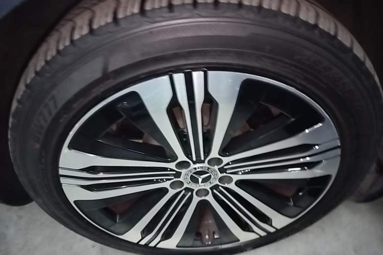 Used Mercedes-Benz EQS 2022 Updated Version 450+ Pioneer Edition Right Rear Wheel Hub