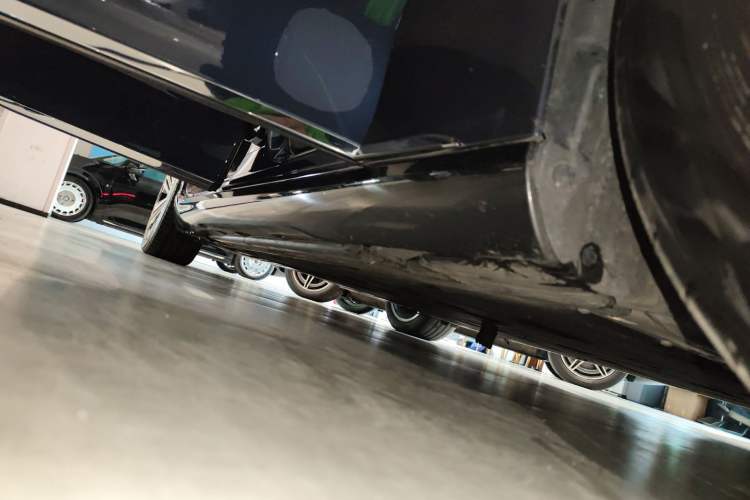 Used Mercedes-Benz EQS 2022 Updated Version 450+ Pioneer Edition Right Side Sill