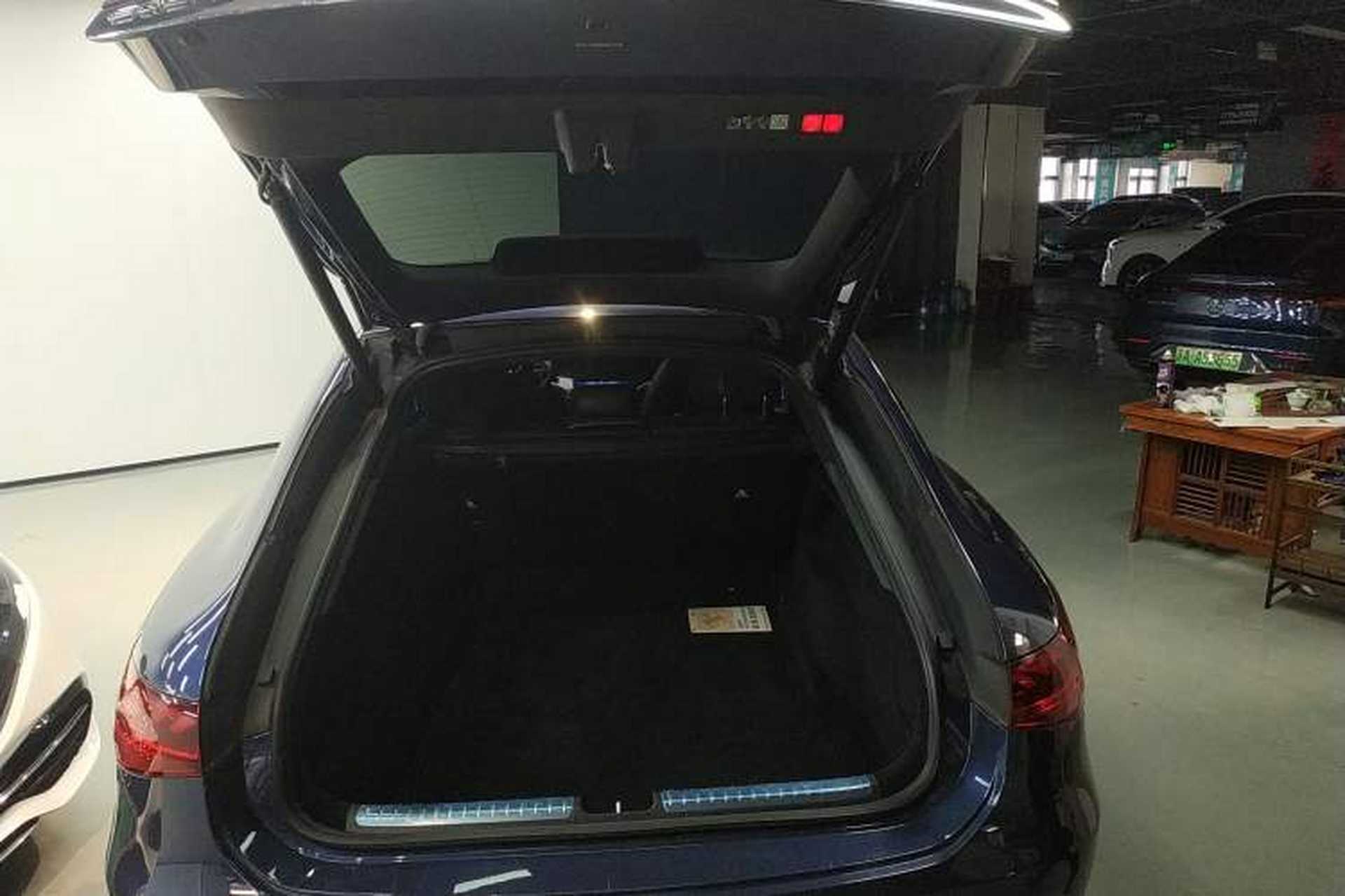 Used Mercedes-Benz EQS 2022 Updated Version 450+ Pioneer Edition Trunk