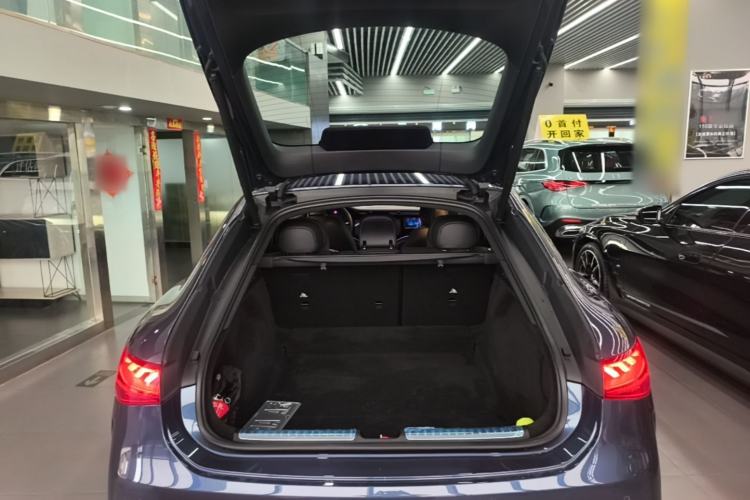 Used Mercedes-Benz EQS 2022 Updated 580 4MATIC Trunk