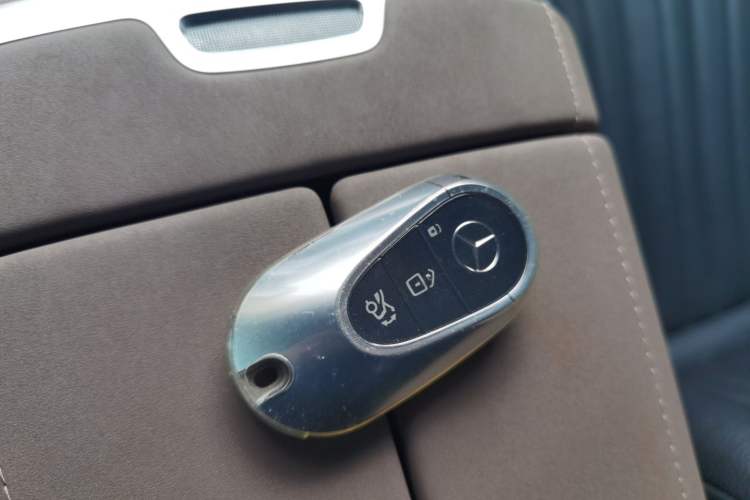 Used Mercedes-Benz EQS 2022 Updated Version 450+ Pioneer Edition Vehicle Key