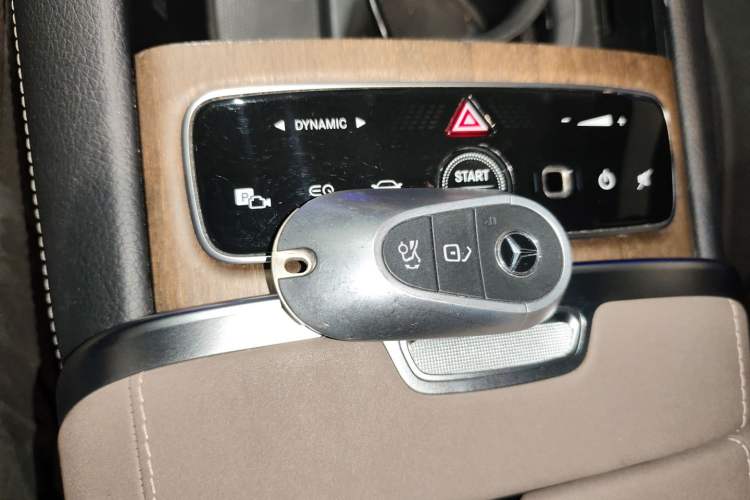 Used Mercedes-Benz EQS 2022 Updated Version 450+ Pioneer Edition Vehicle Key