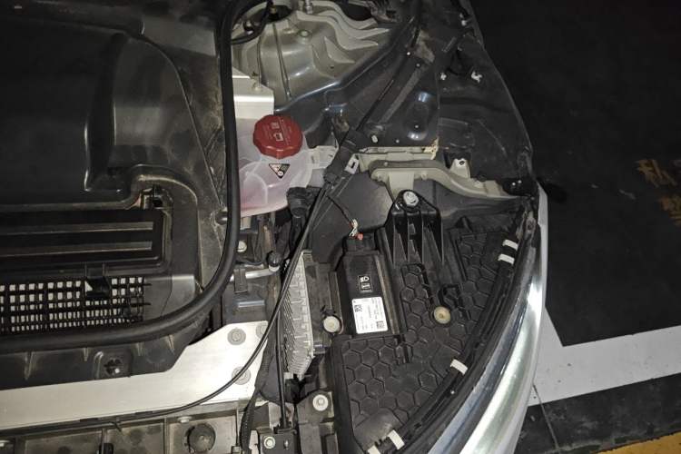Used Mercedes-Benz EQS 2022 450+ Luxury Edition Engine Bay Left