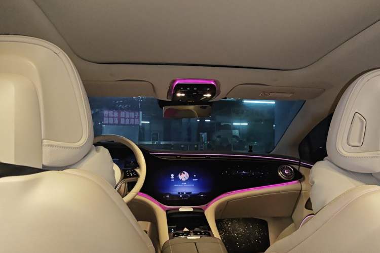 Used Mercedes-Benz EQS 2022 450+ Luxury Edition Headliner