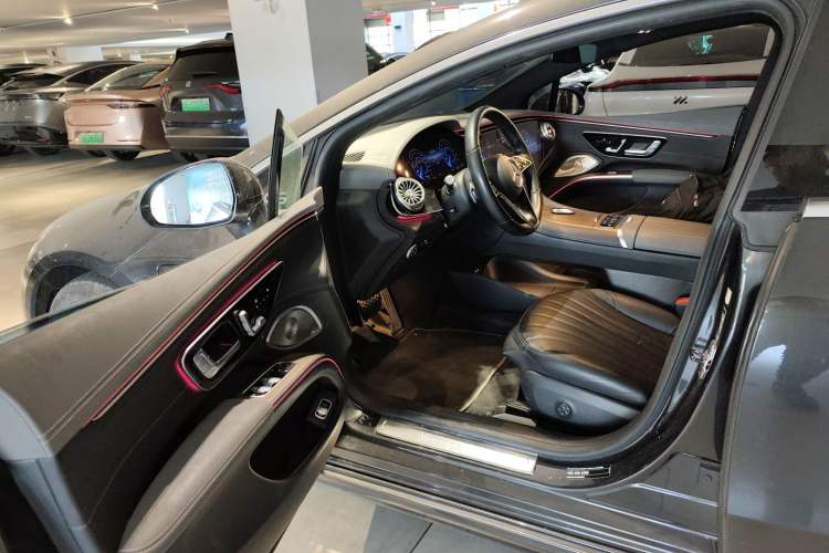 Used Mercedes-Benz EQS 2022 Updated Version 450+ Pioneer Edition Driver Seat