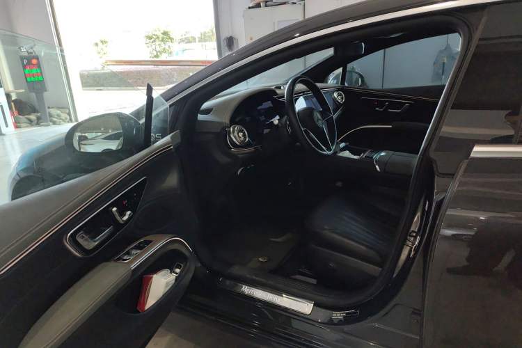 Used Mercedes-Benz EQS 2022 Updated Version 450+ Pioneer Edition Driver Seat