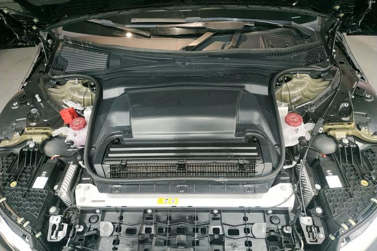 Used Mercedes-Benz EQS 2022 Updated Version 450+ Pioneer Edition Engine Bay