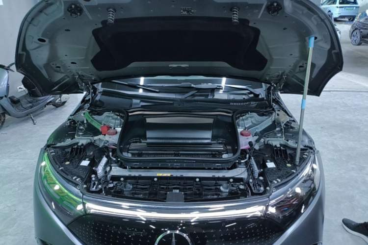 Used Mercedes-Benz EQS 2022 Updated Version 450+ Pioneer Edition Engine Bay