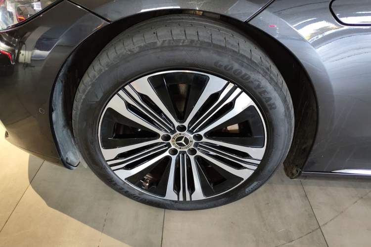 Used Mercedes-Benz EQS 2022 Updated Version 450+ Pioneer Edition Exterior 7